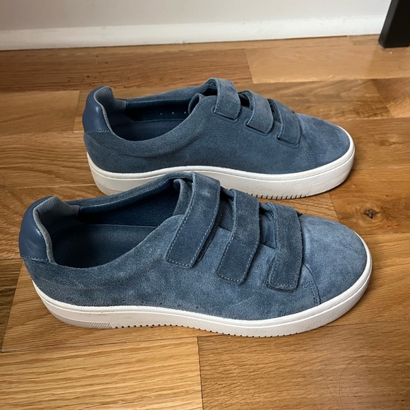 Sandro blue suede sneaker - Picture 3 of 5